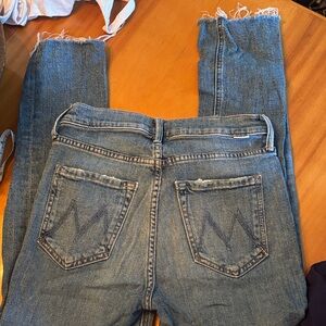 MOTHER Frayed Hem Pixie Blue Cropped Jeans